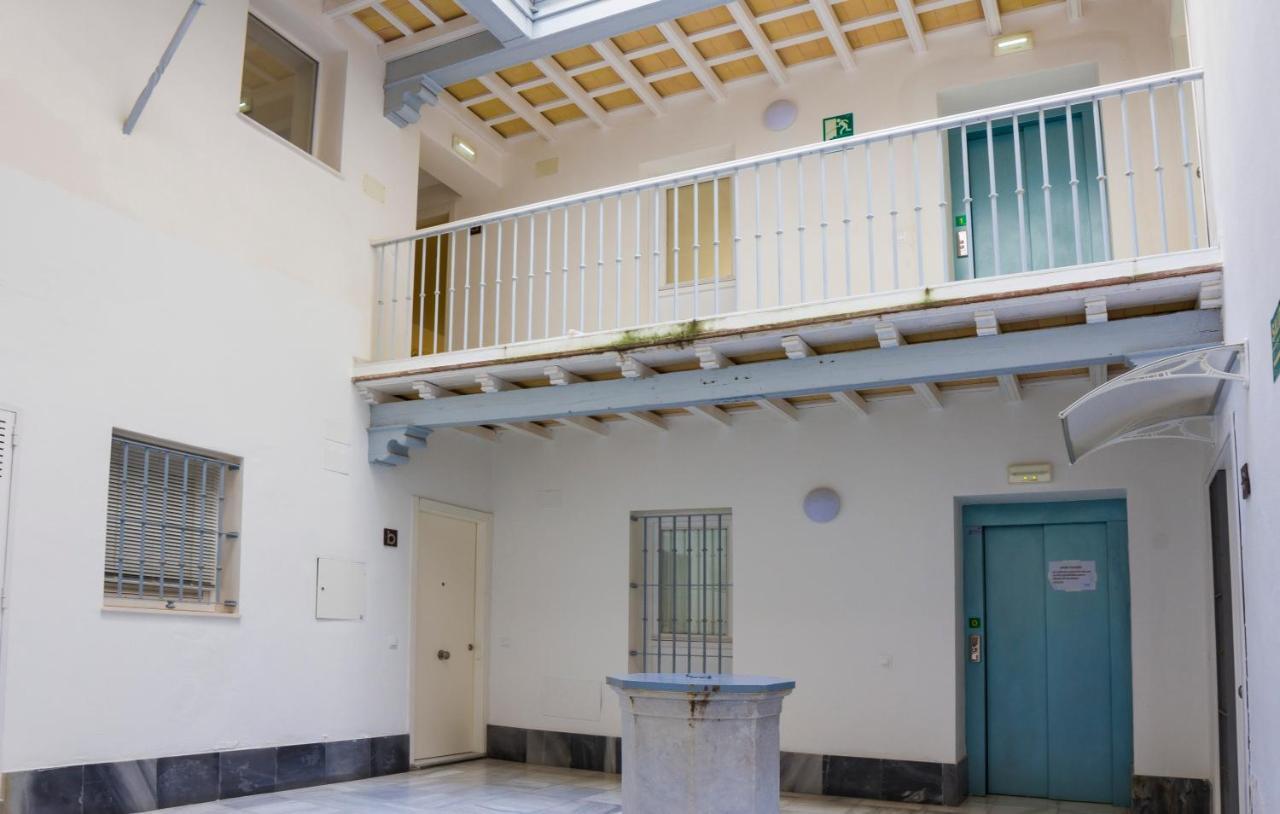 Cdz - Botica, Encantador Apartamento En Pleno Centro Historico Cádiz Eksteriør bilde